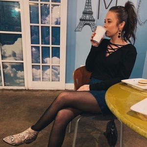 Meet your Posher, Courtney